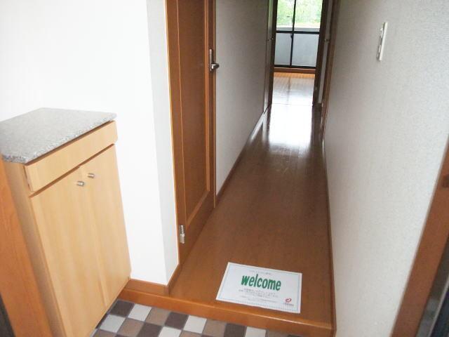 フォレスト光（110） 玄関