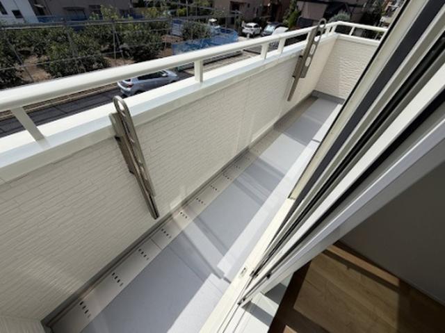 西原町5丁目貸家　B棟（1号室） バルコニー