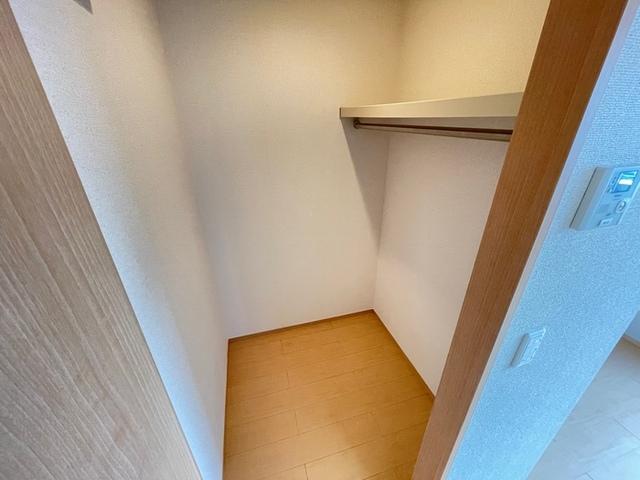 グランド ソレーユ（301） 収納