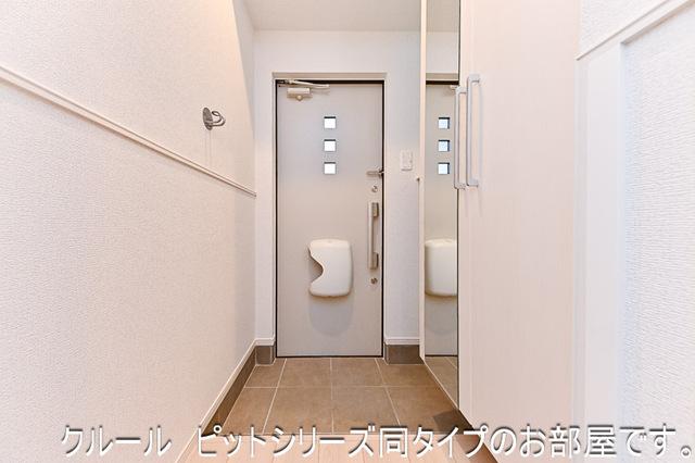 ライラック（103） 玄関