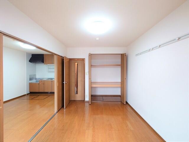 ストーク吉野（102） 部屋画像