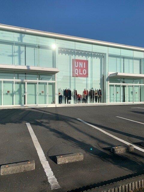 ユニクロ青梅店：550m