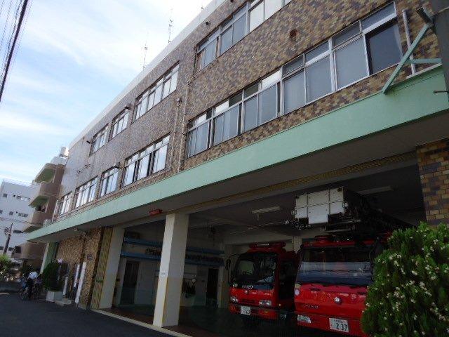 三鷹消防署：242m