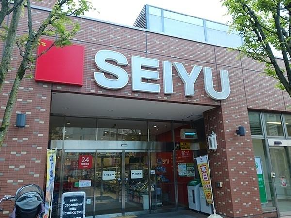 西友　竹ノ塚店：373m