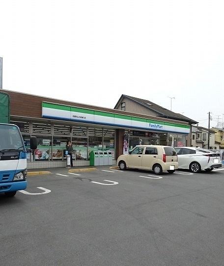 ファミリーマート：650m
