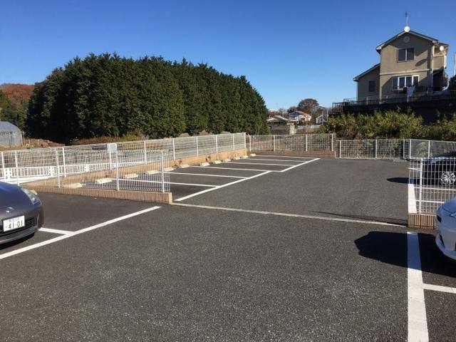 ヴェルデⅡ（103） 駐車場