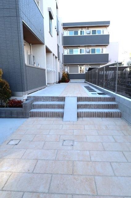セレスティア東葛西Ⅱ（110） エントランス