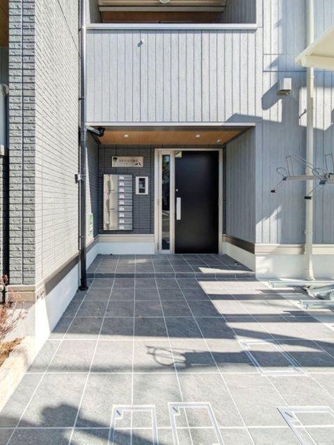 カサベルテ鹿骨（101） エントランス
