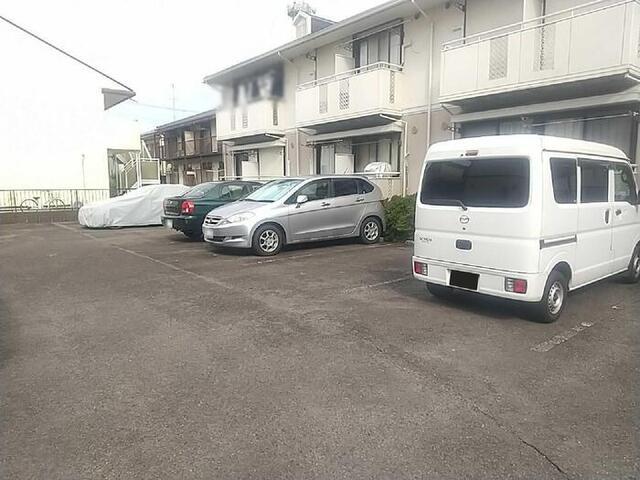サンコーポ（205） 駐車場