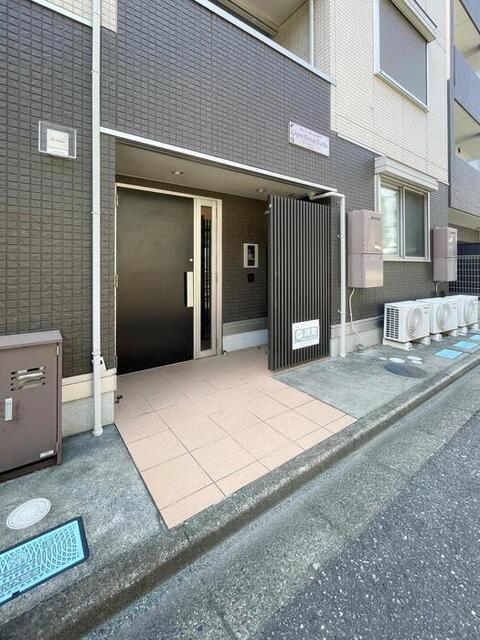 グリーンフォレスト府中（202） エントランス