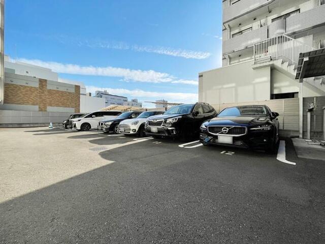 YamazakiSekiyuBLD（401） 駐車場