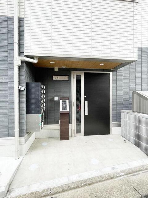 グラナーデ南田中（102） エントランス
