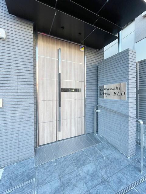 YamazakiSekiyuBLD（401） エントランス