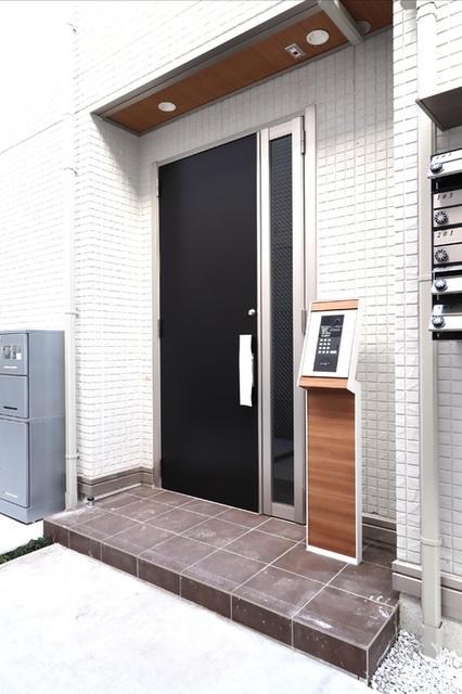 グラナーデ徳丸（302） エントランス