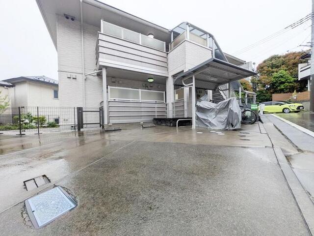 グリーンテラス多摩（202） 駐車場