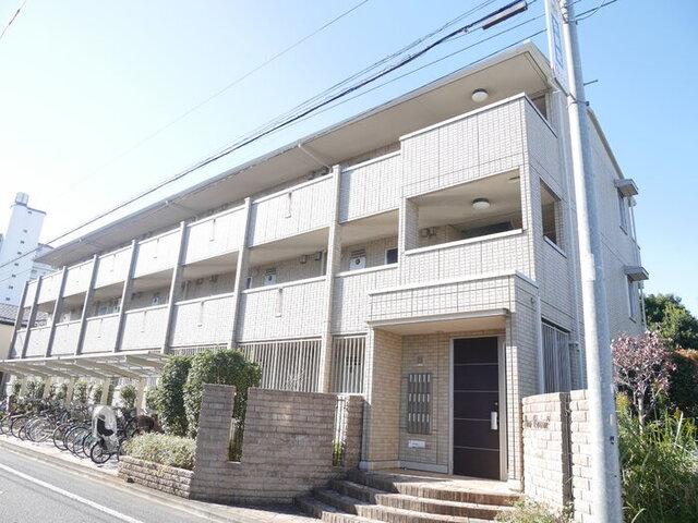 Pure Court（302） 外観