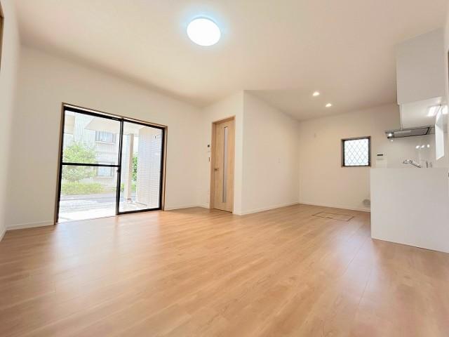 足立区六月　リフォーム戸建て リビング