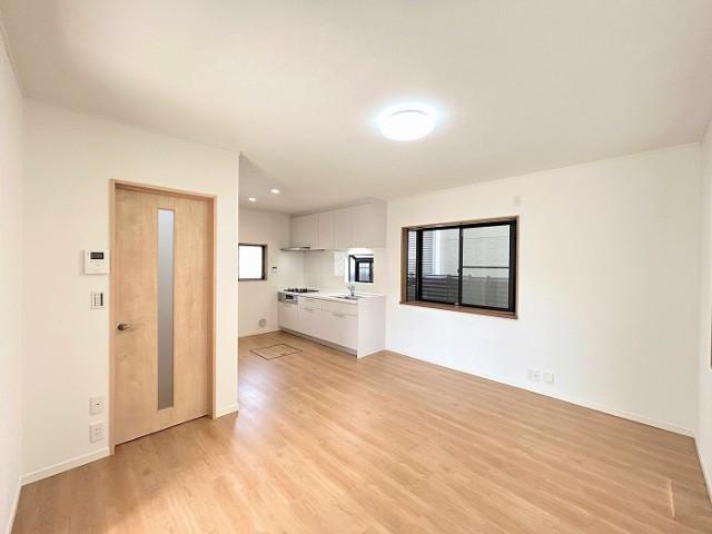 足立区六月　リフォーム戸建て リビング