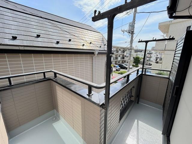 足立区六月　リフォーム戸建て バルコニー