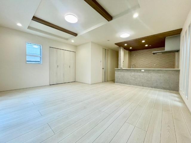足立区保木間三丁目　新築戸建て 2号棟 リビング