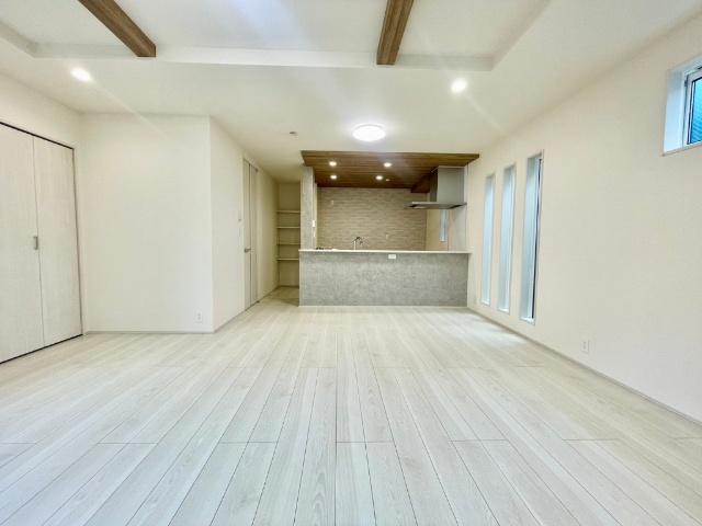 足立区保木間三丁目　新築戸建て 2号棟 リビング