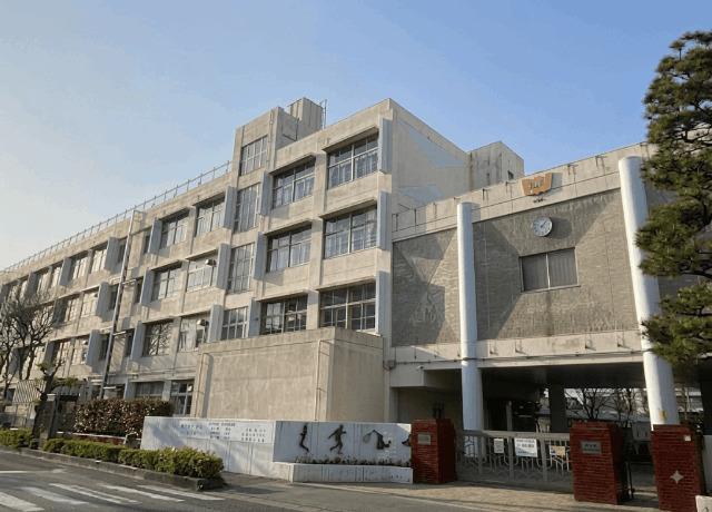 中学校