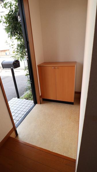 クレストⅡ（102） 玄関