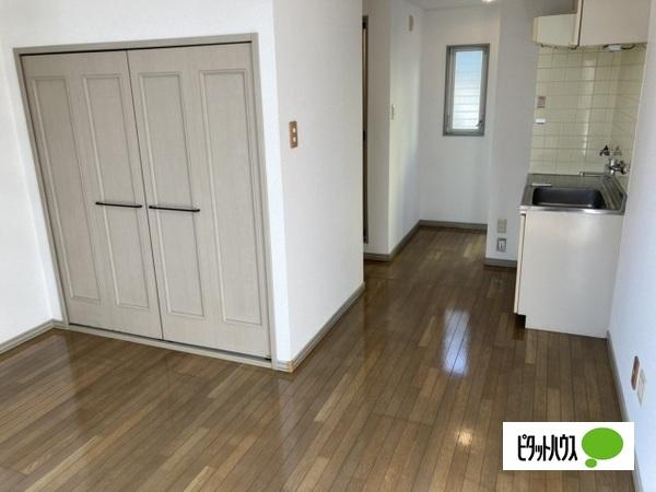 フローラ泉町A（102） 収納