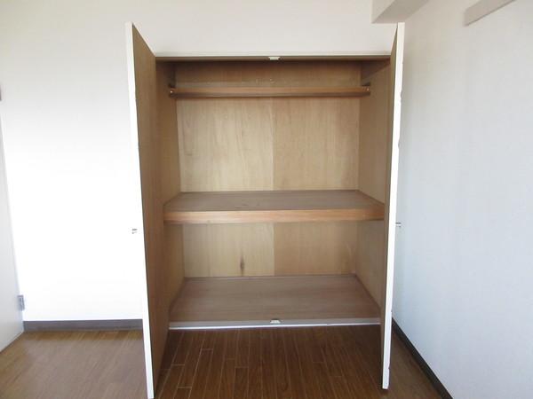 石津レジデンス（305） 収納