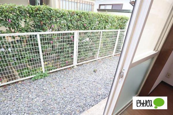 ロワール駿河台（1-B） バルコニー