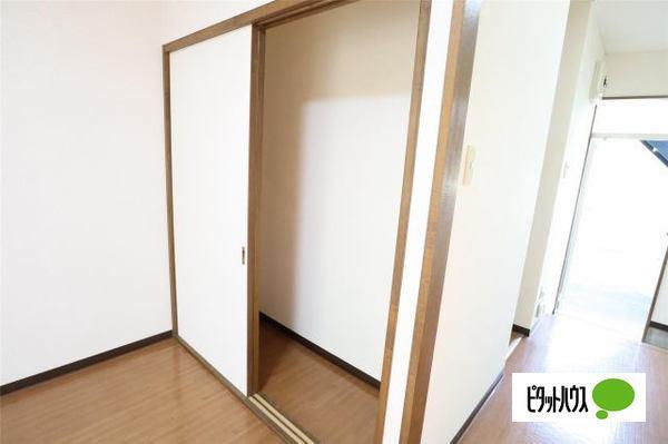 ロワール駿河台（1-B） 収納