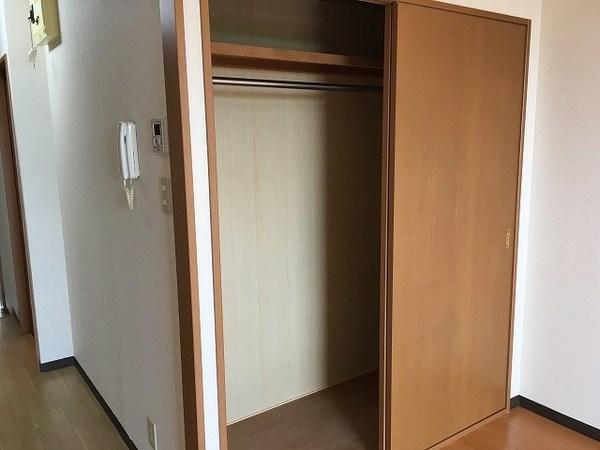 グリーン廣本（208） 収納