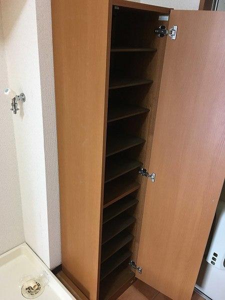 グリーン廣本（208） 玄関