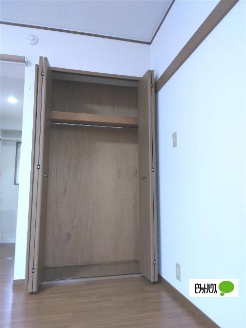 ビバーチェⅡ（102） 収納