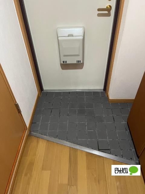グランシャトー（102） 玄関