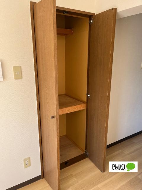 クレッセント江崎（303） 収納