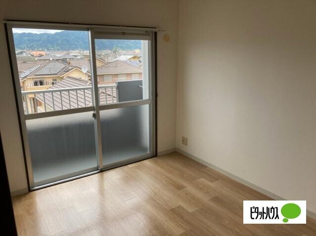 アンソレイエ三ケ名（403） 部屋画像