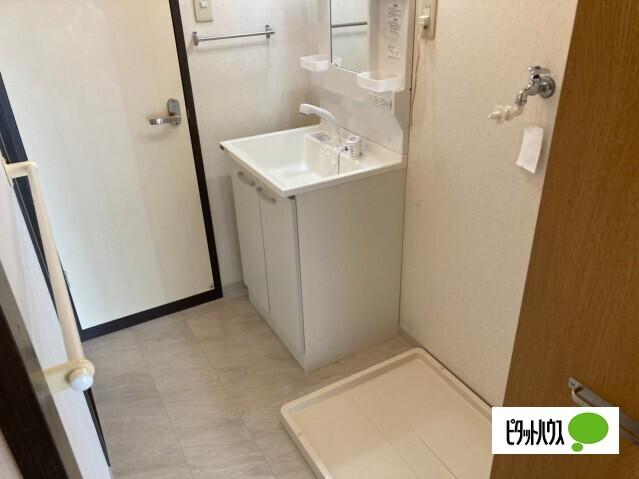 アンソレイエ三ケ名（403） 洗面