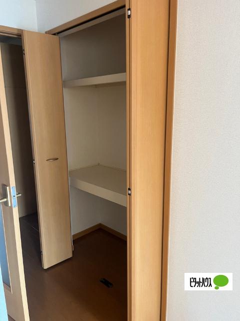 エテルノD（102） 収納