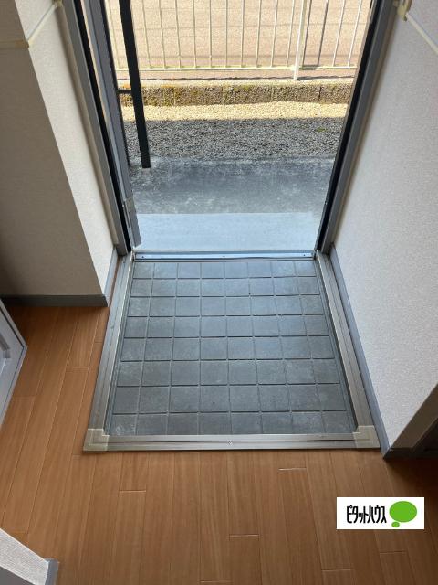 サンシティエリカ（B105） 玄関