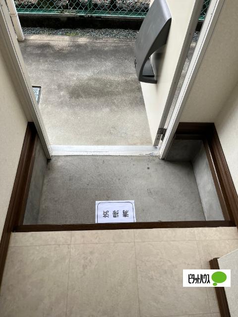 DUE　CASA（102） 玄関