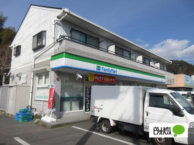 ファミリーマート島田野田店：576m