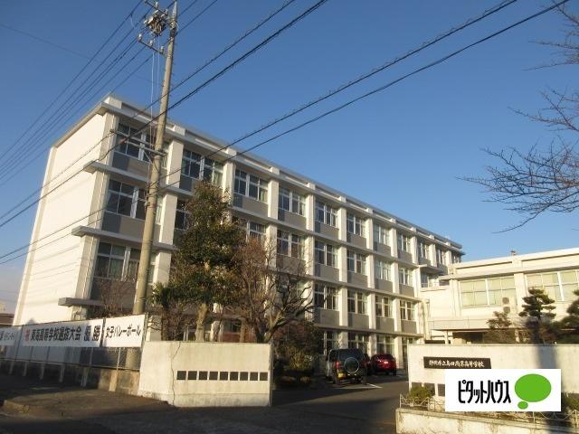 静岡県立島田商業高校：927m