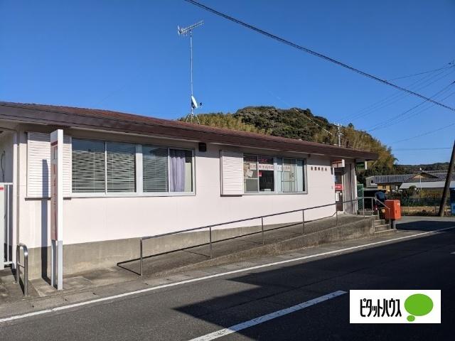 萩間郵便局：629m