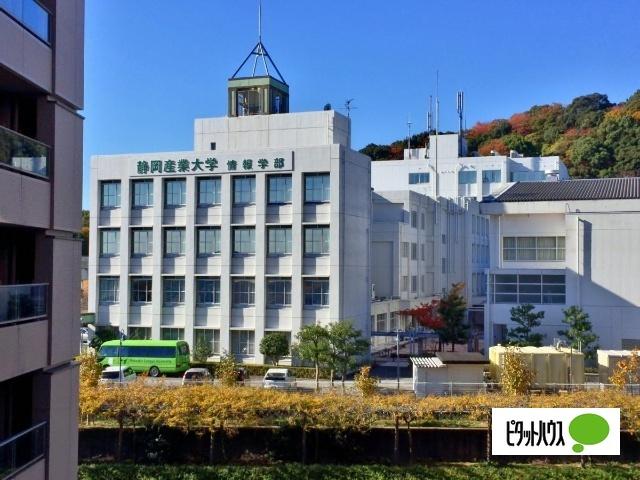 私立静岡産業大学情報学部：6334m