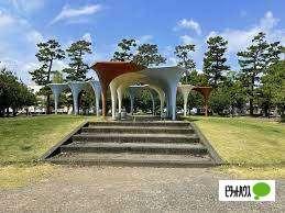 石津中央公園：824m