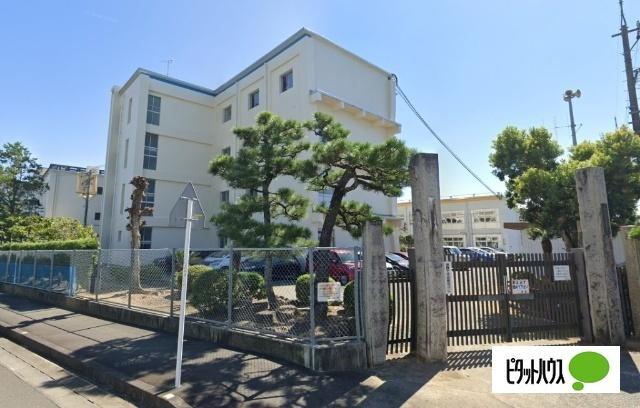 藤枝市立青島小学校：1658m