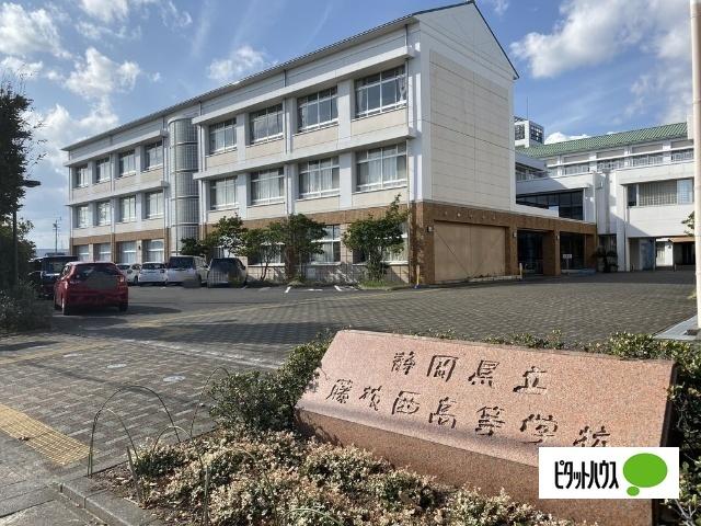 静岡県立藤枝西高校：2021m