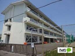 焼津市立和田中学校：2545m