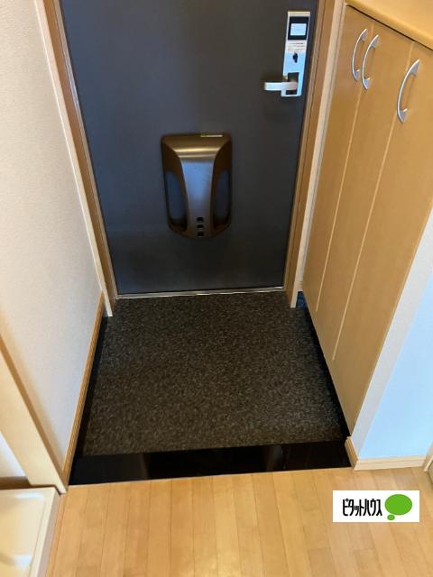 カーサフェリーチェ 玄関